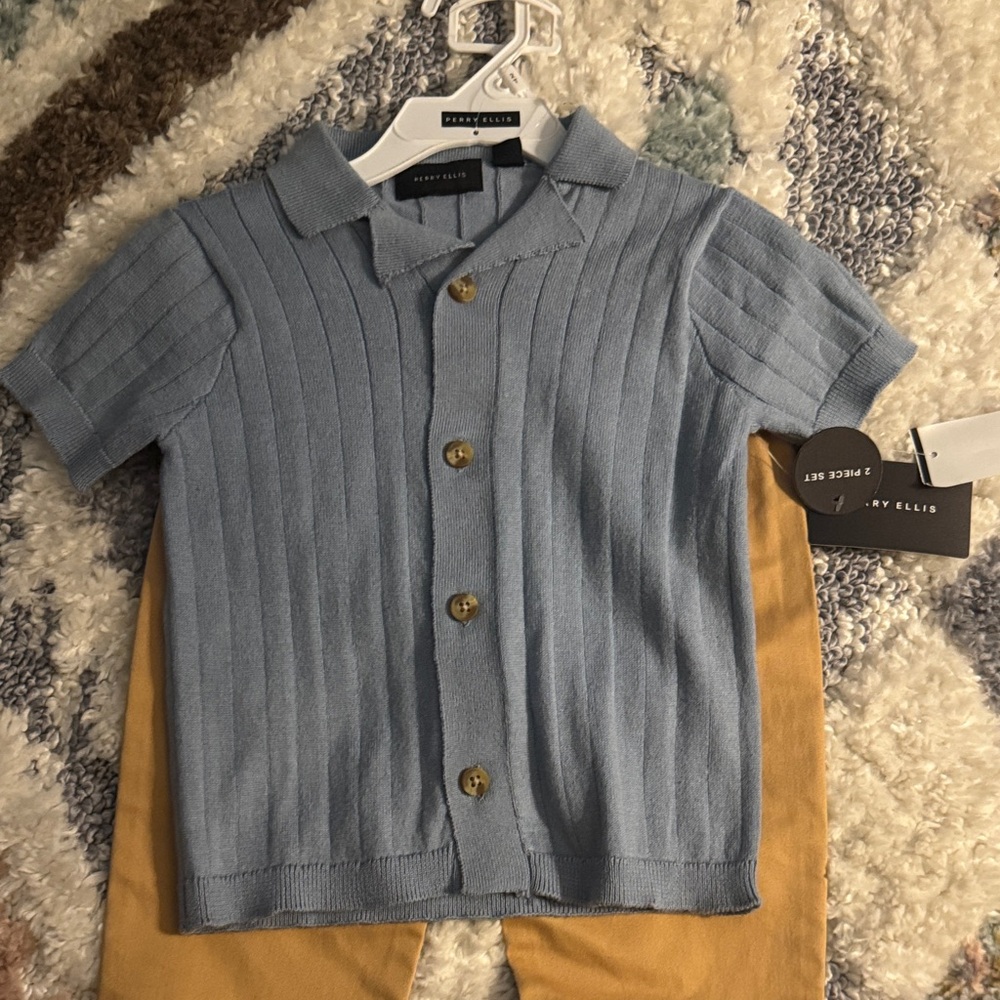 Perry Ellis - Picture 2 of 6